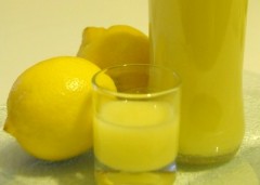 Liquore di limone e latte.jpg