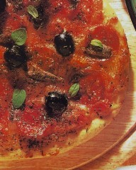 Pizza alle acciughe e olive.jpg