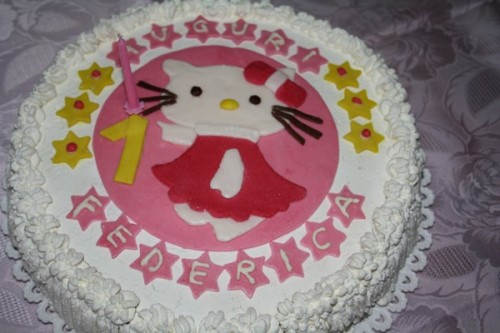 torta 1° compleanno hello kitty,torta hello kitty,torta primo compleanno,torta compleanno,torta,torte,torta farcita,bagna per torte,
